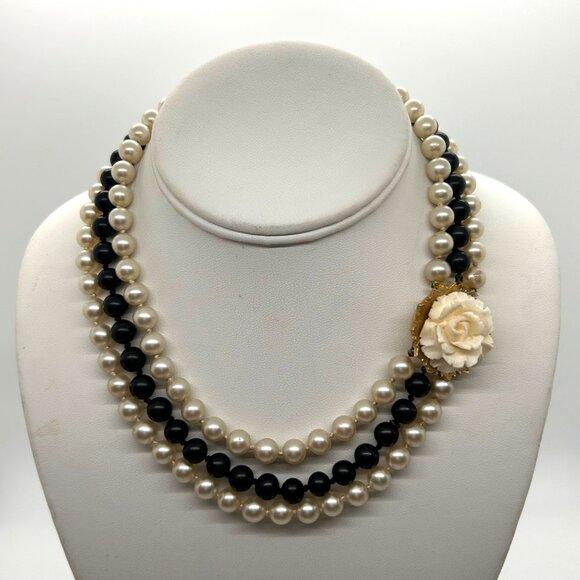 Vintage Double Strand Faux Pearl & Single Black Bead Necklace Floral Box Clasp - Picture 4 of 16